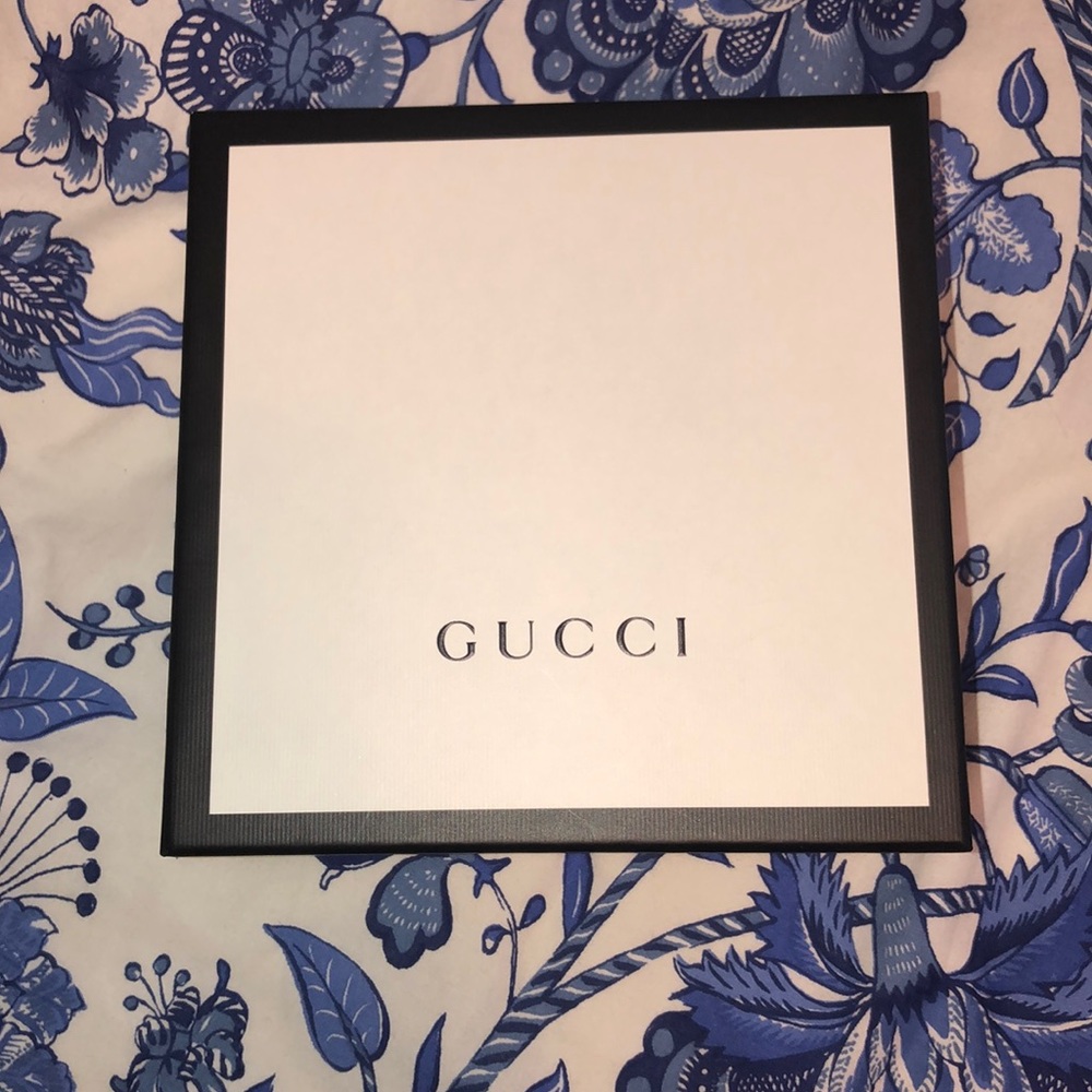 Gucci belt